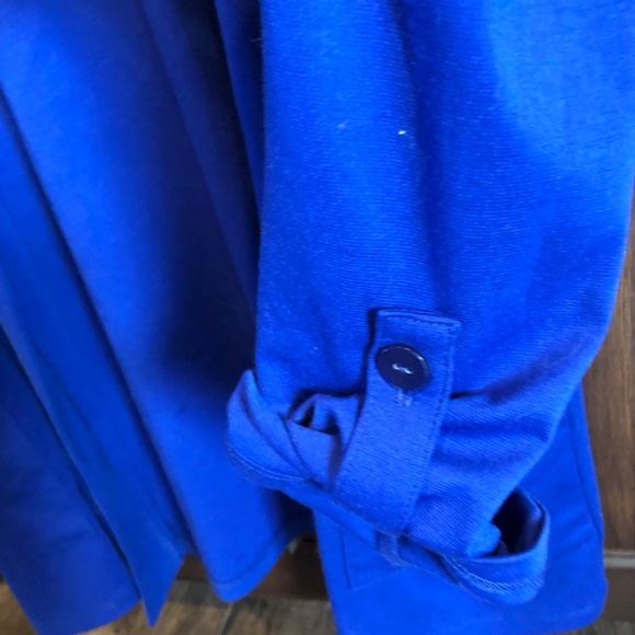 Women’s plus size Royal Blue Blazer - Picture 3 of 5